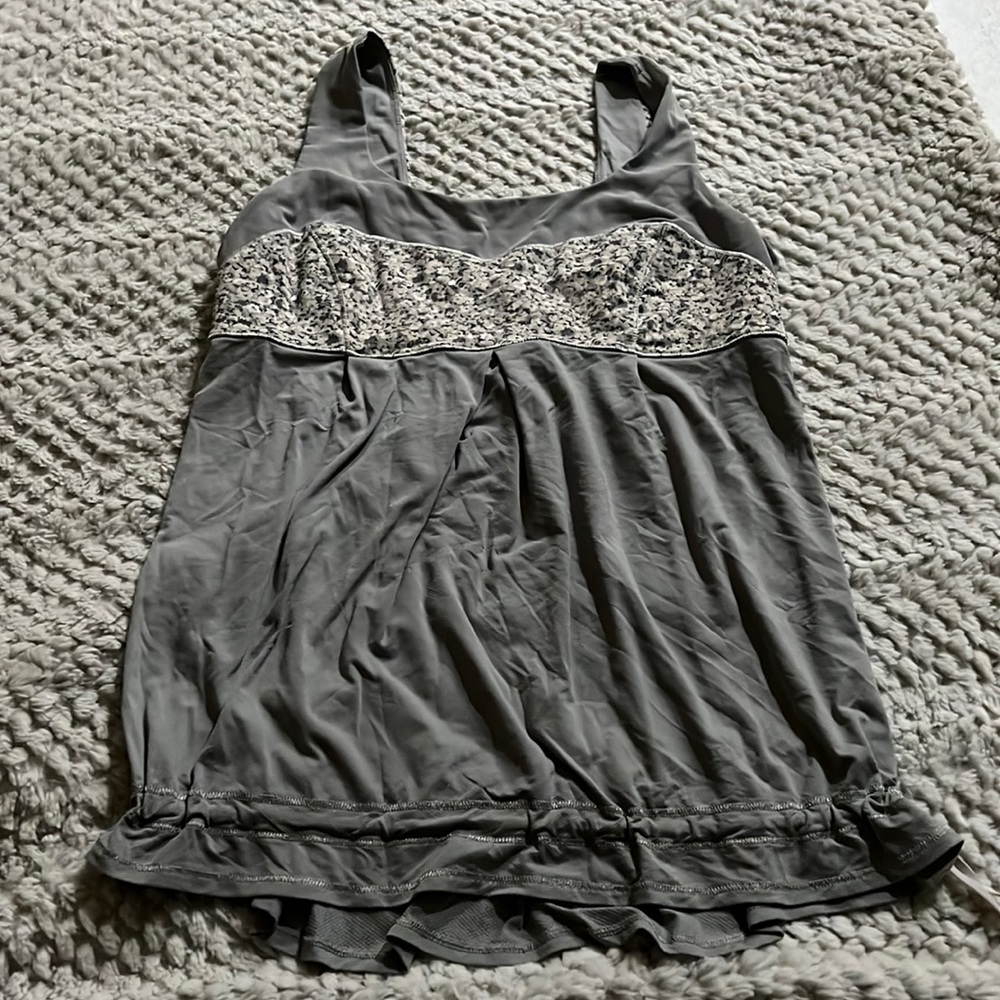 Beautiful 😻 Lulu Tank Size 8